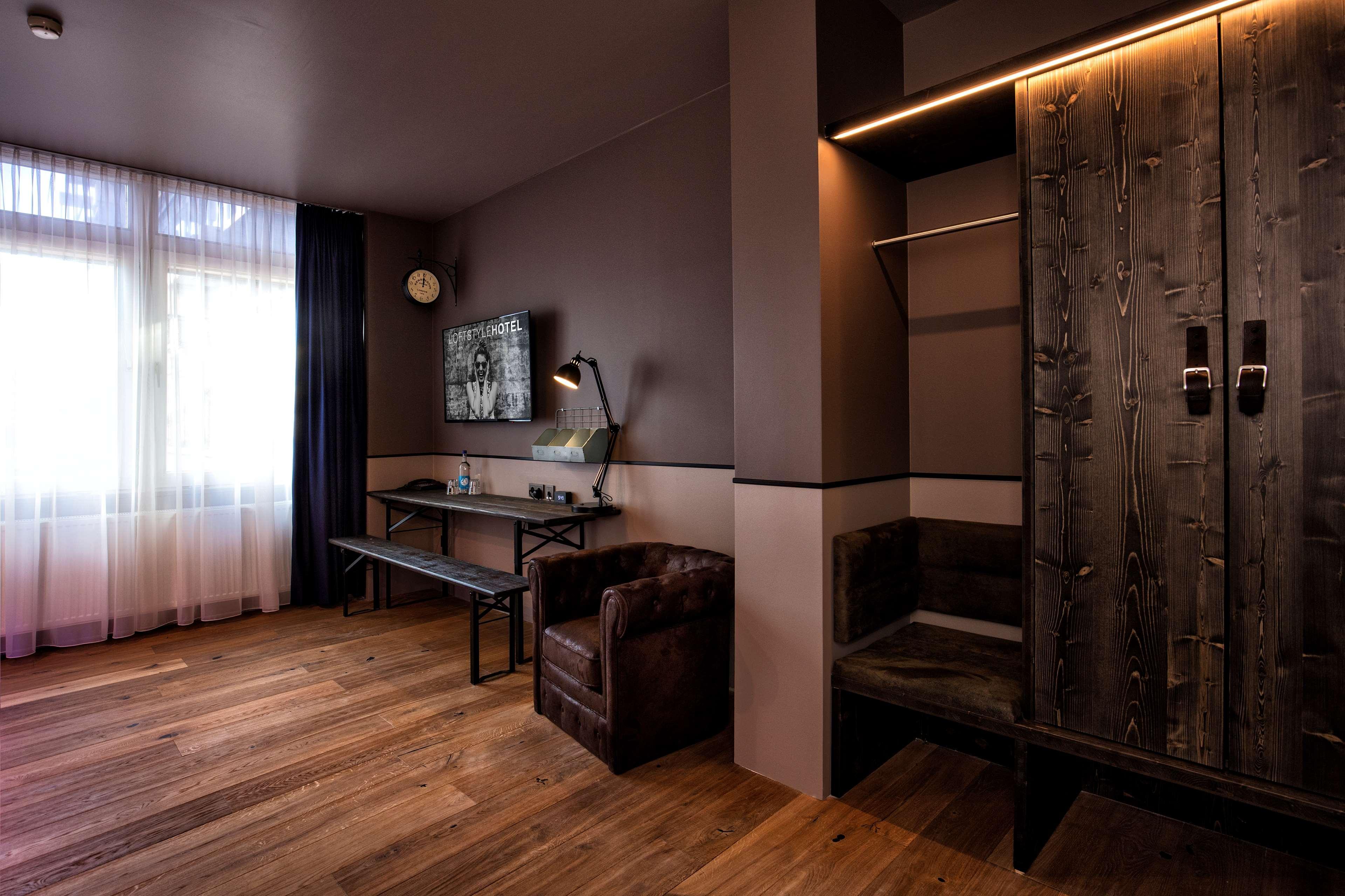 Best Western Plus Brandon Inn Buitenkant foto