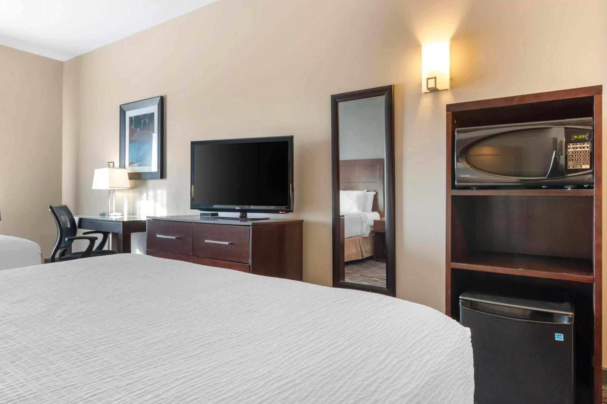Best Western Plus Brandon Inn Buitenkant foto